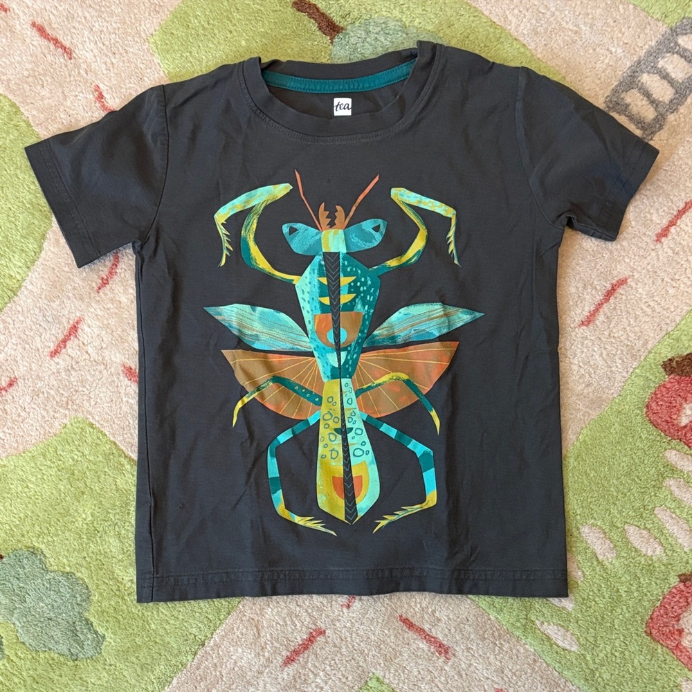 Tea Collection Black Graphic Mantis Tee - Kids